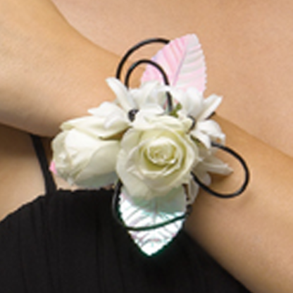 White Rose Wristlet