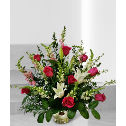 Roses & More